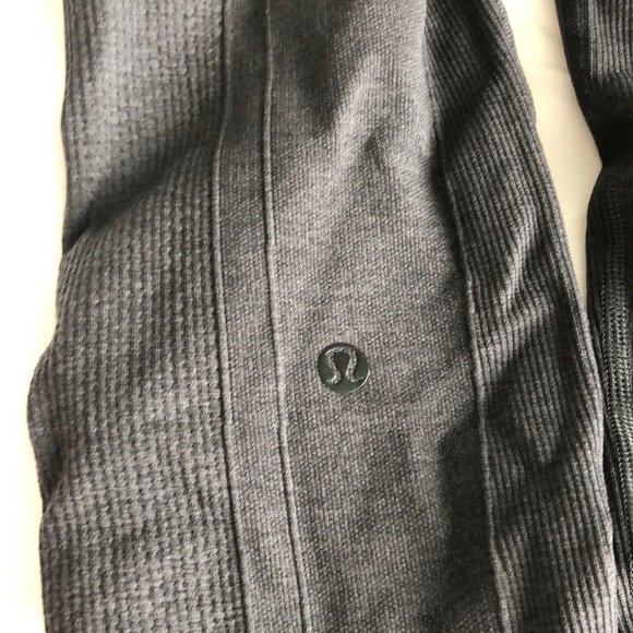 Lululemon thick dark grey leggings - Picture 3 of 3